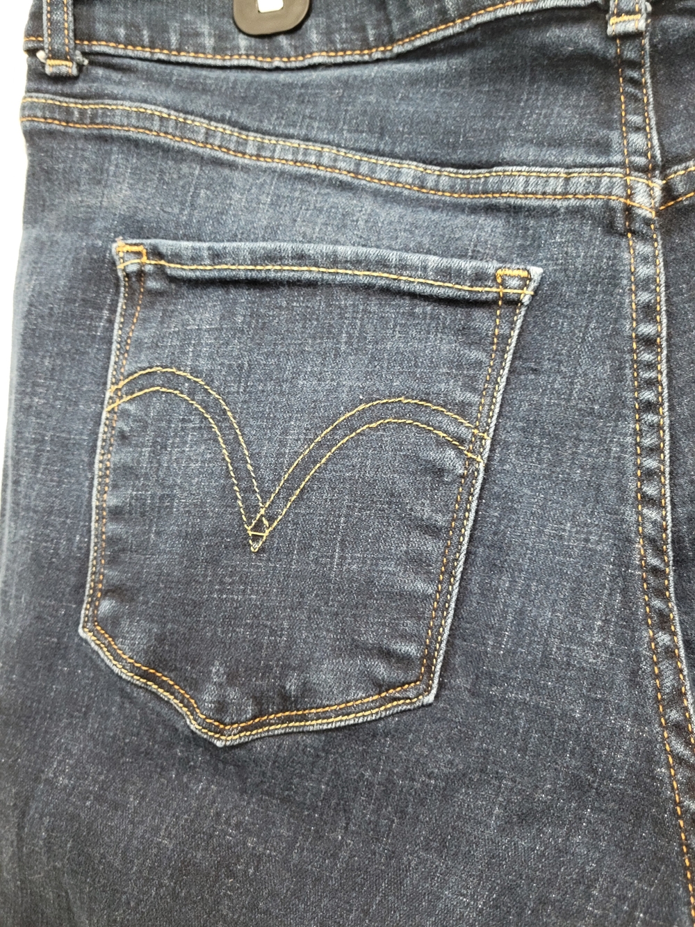 Levi's High-Waist Dark Blue Bootcut Jeans - Picture 7 of 16